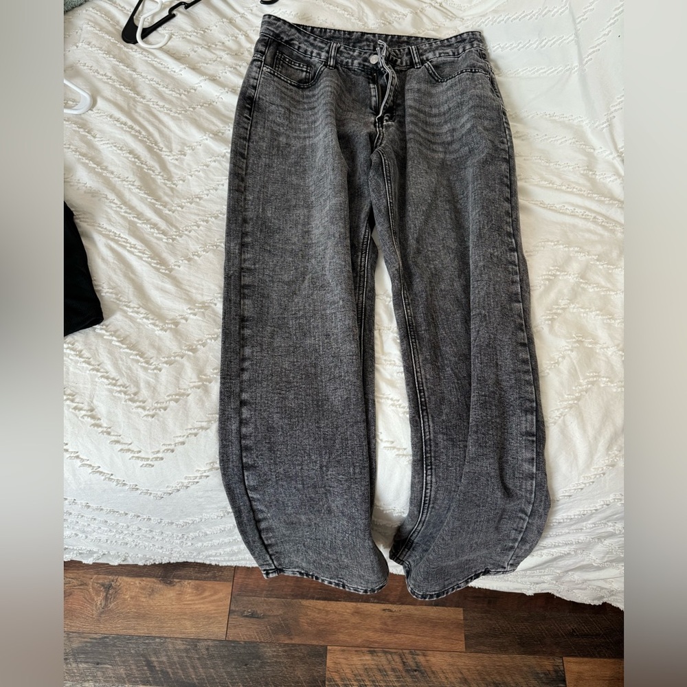 SHEIN black wash jeans